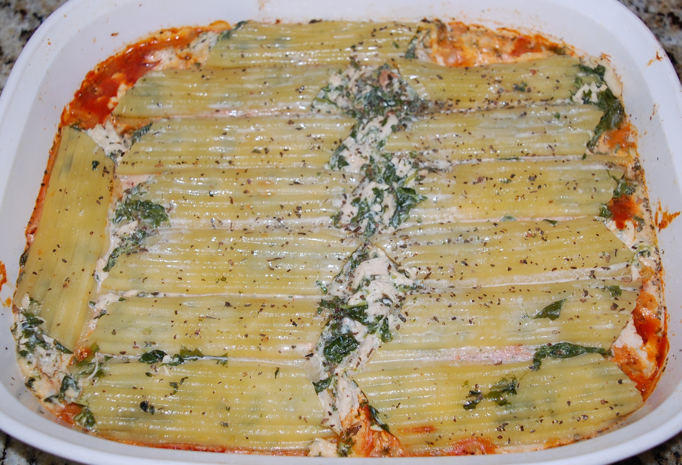 Creamy Ricotta Spinach & Chicken Cannelloni - StolenRecipes.net